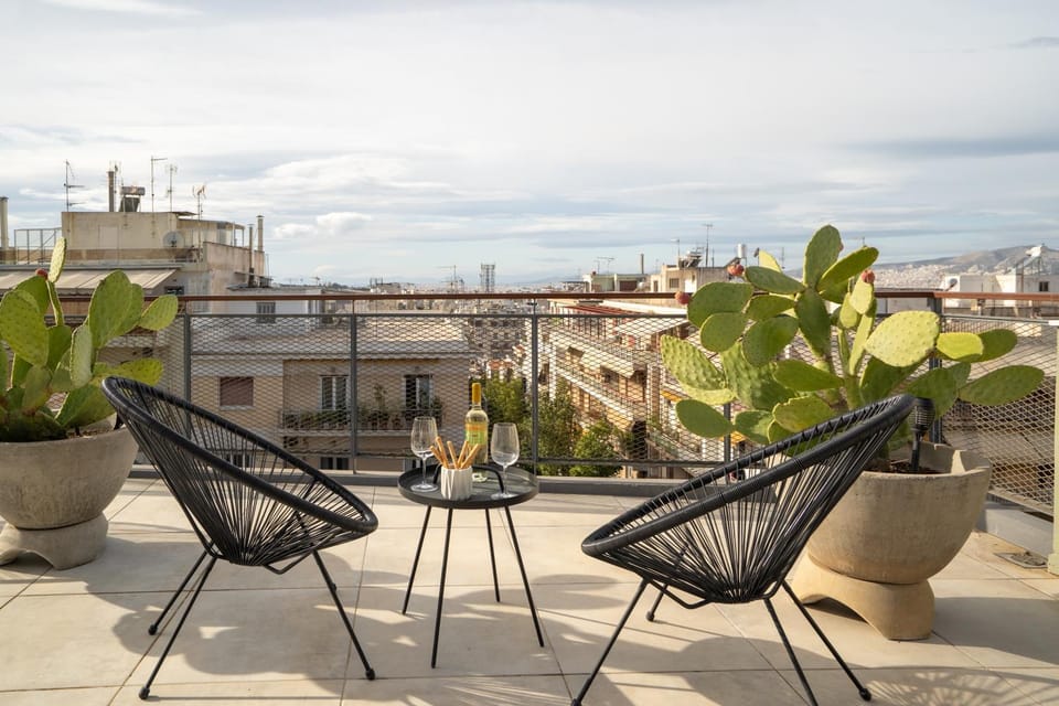 Strefi Hill Suites Apartment in Athens