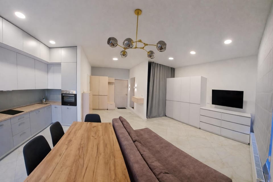 Communal lounge/ TV room, TV and multimedia, Kitchen or kitchenette, Living room, Seating area, Dining area, oven