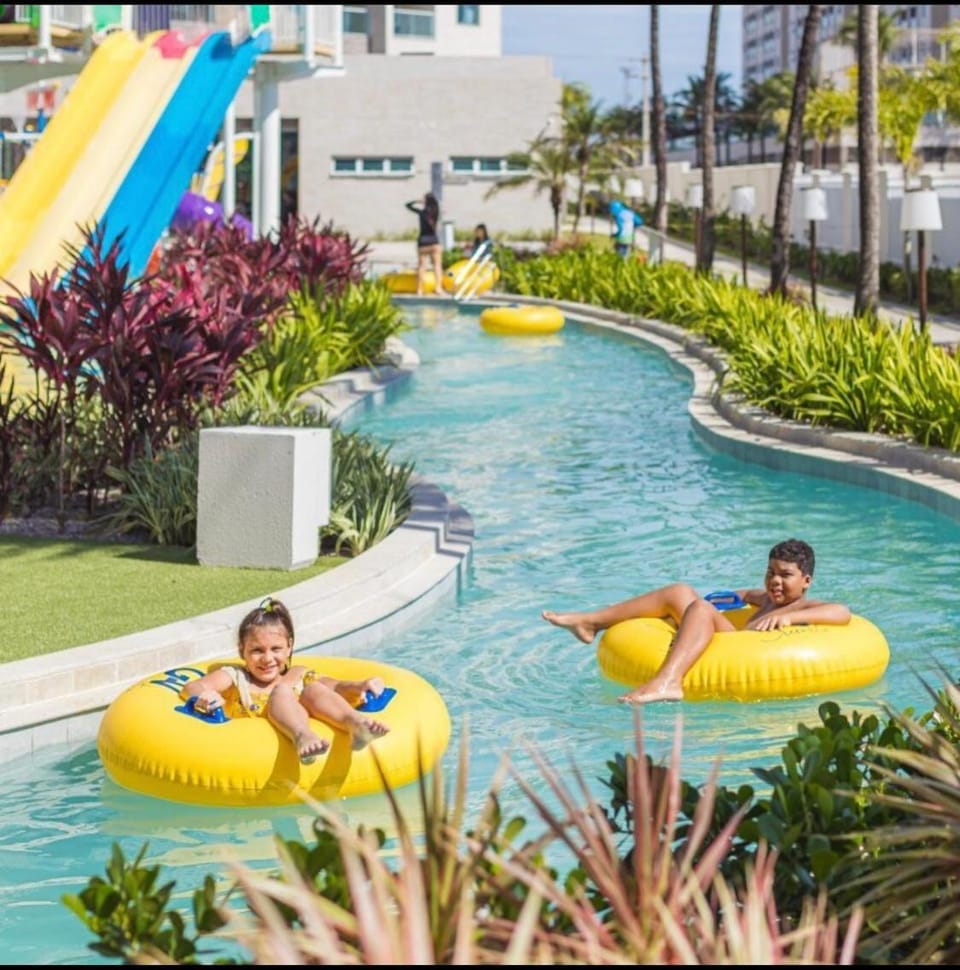 Aqua park, Swimming pool