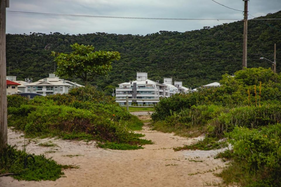 Ap bem decorado, 300m da Praia, InglesesNorte N825 Apartment in Florianopolis