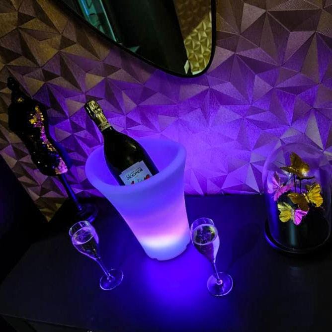 La Gaillardise - love room - Spa & Sauna - Espace privatif Villa in Nouvelle-Aquitaine