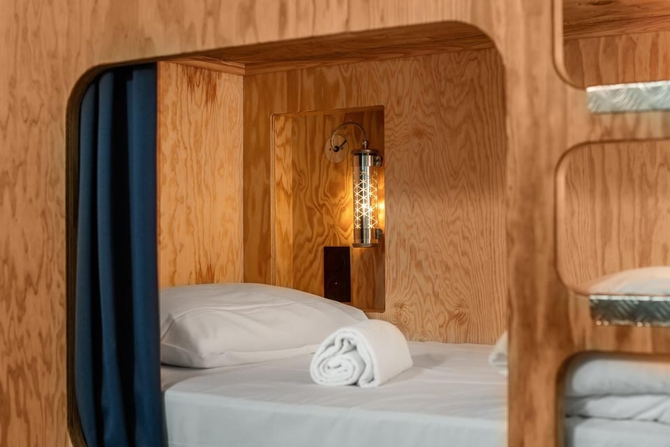 Bed, Photo of the whole room, Bedroom, bunk bed