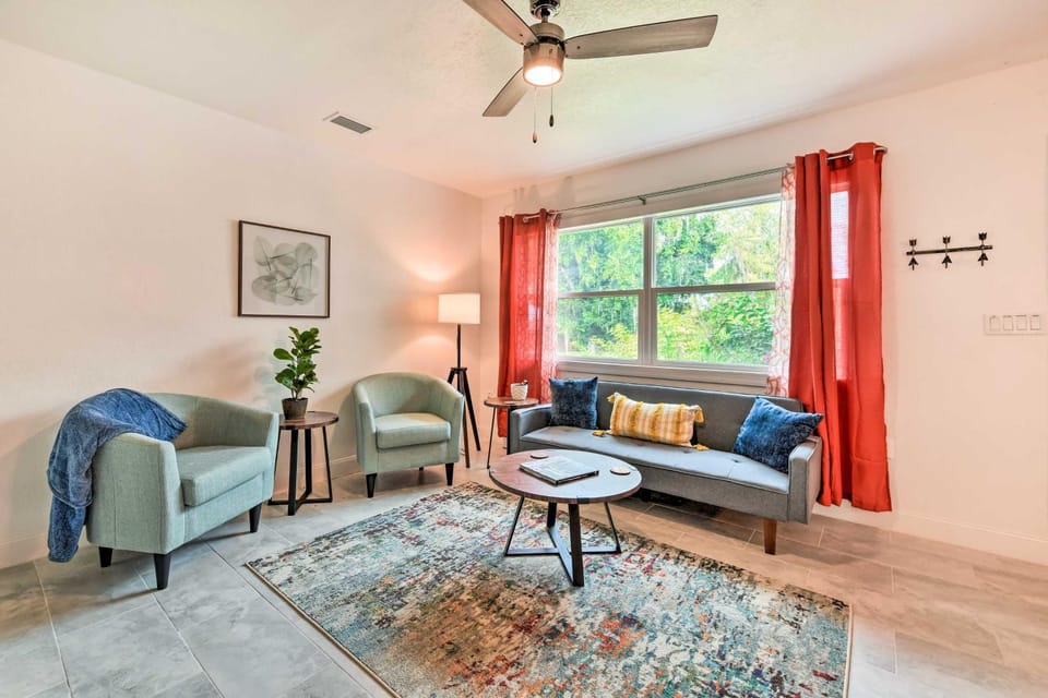 Bright, Pet-Friendly Retreat in Avon Park! House in Avon Park