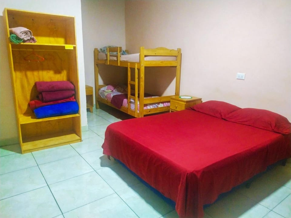 Bed, Bedroom, bunk bed
