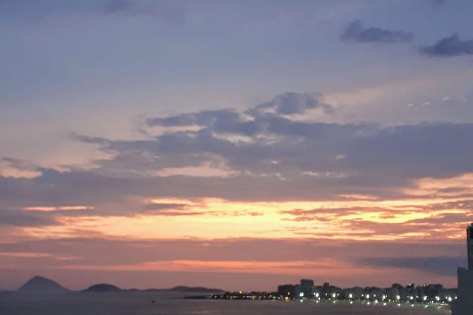 Mountain view, Sea view