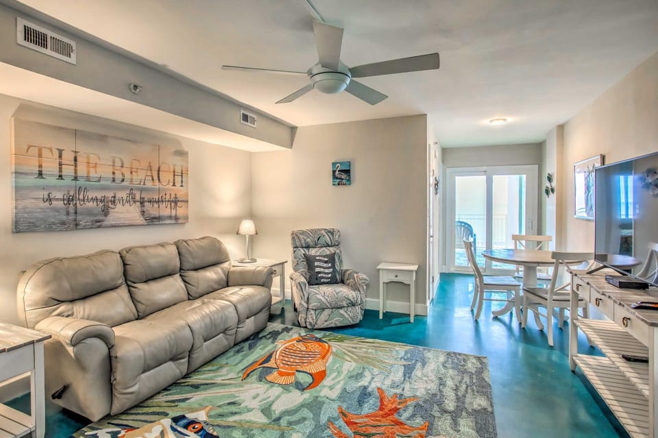 Direct Beach Access: North Myrtle Condo! House in Crescent Beach