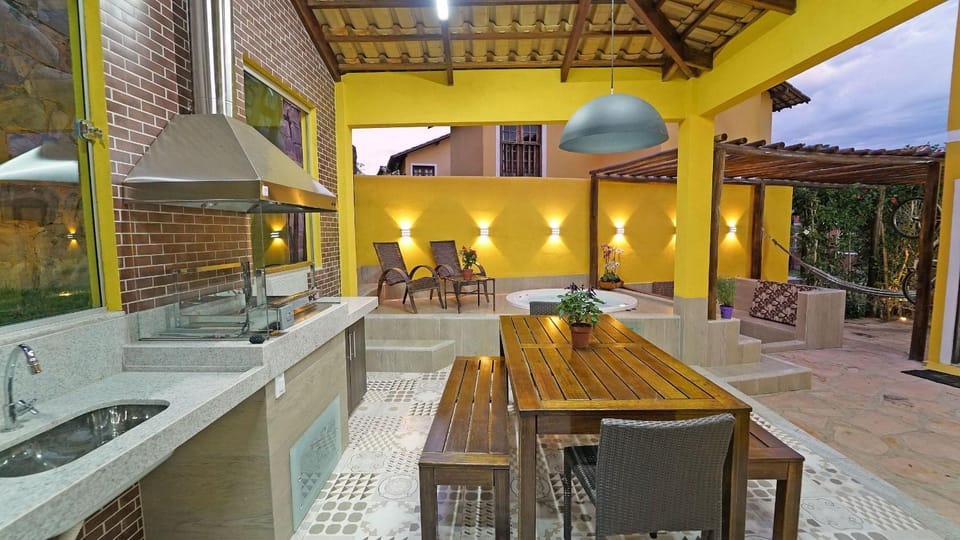 BBQ facilities, Dining area