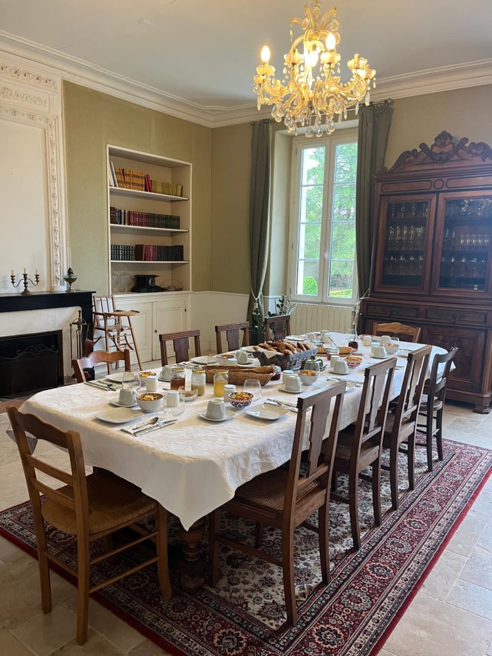 Dining area, Breakfast