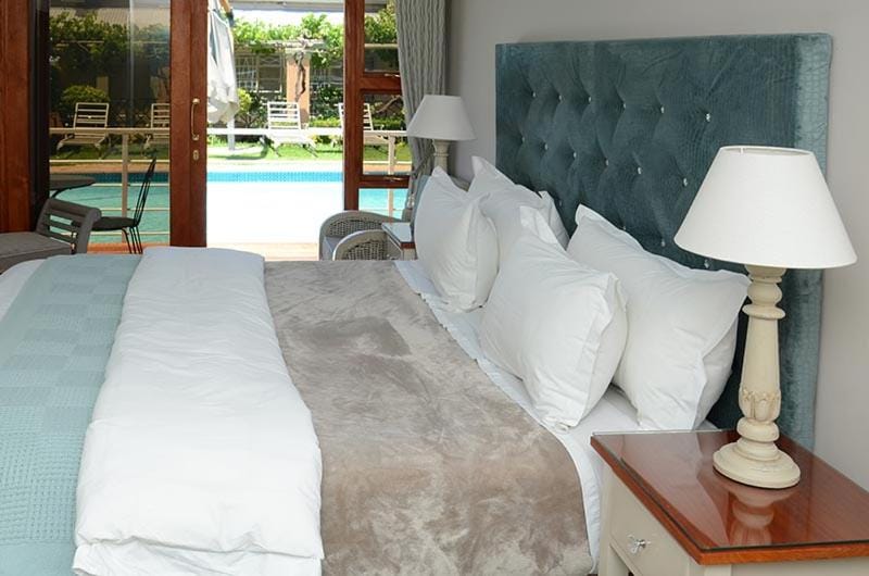 Bed, Bedroom, Pool view, Swimming pool
