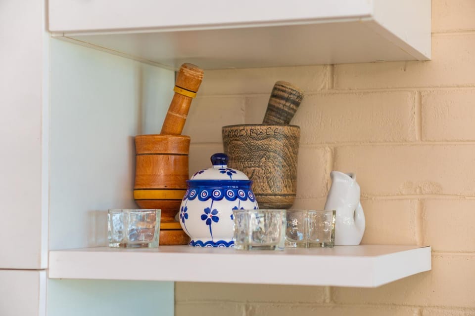 Kitchen or kitchenette, Decorative detail