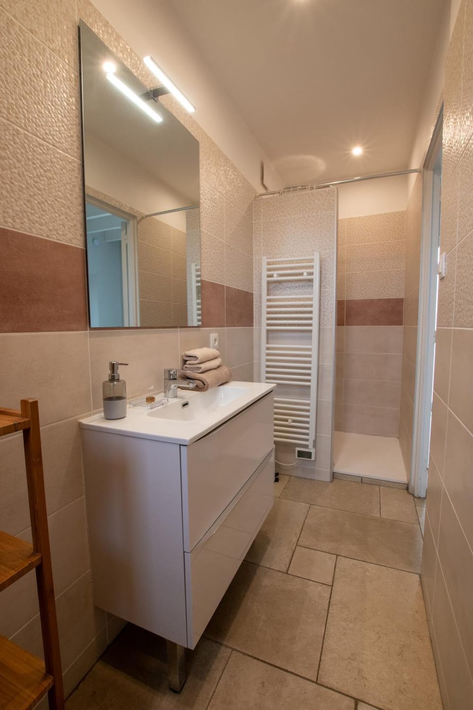 Mas des Cyprès, clim - jardin en Camargue House in Arles