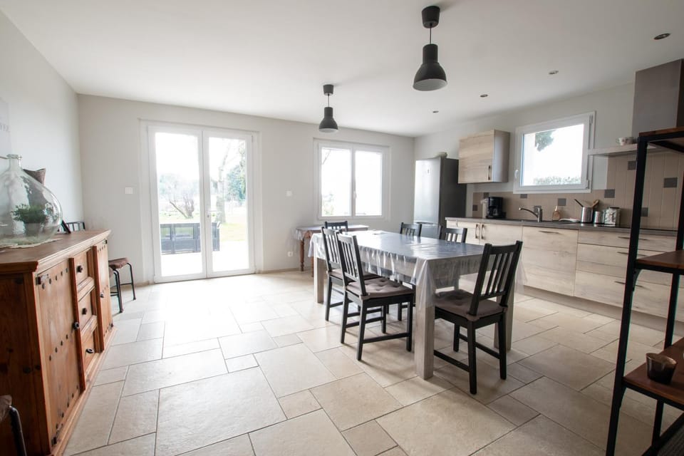 Mas des Cyprès, clim - jardin en Camargue House in Arles