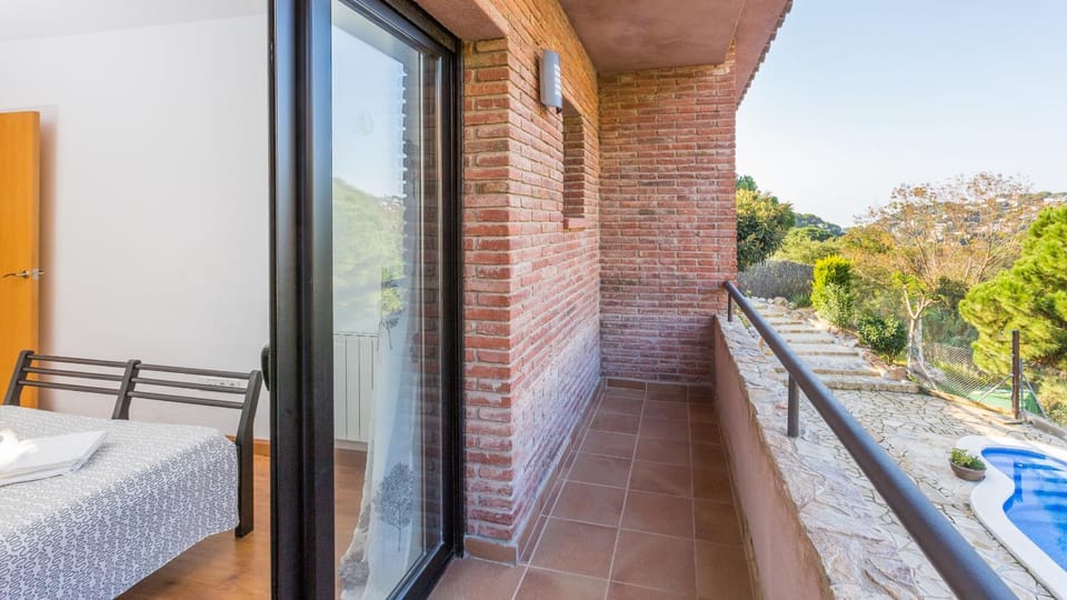 Balcony/Terrace, Photo of the whole room