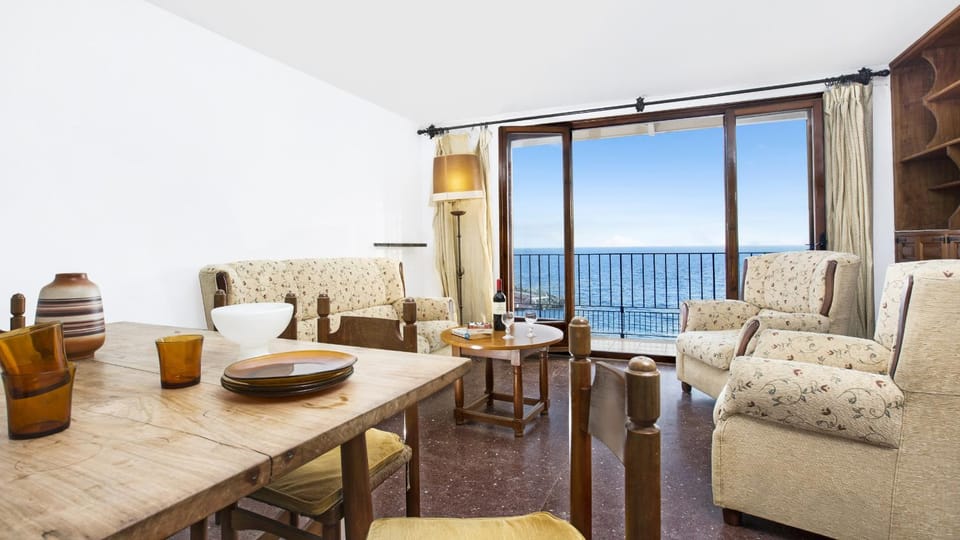 Dining area, Sea view