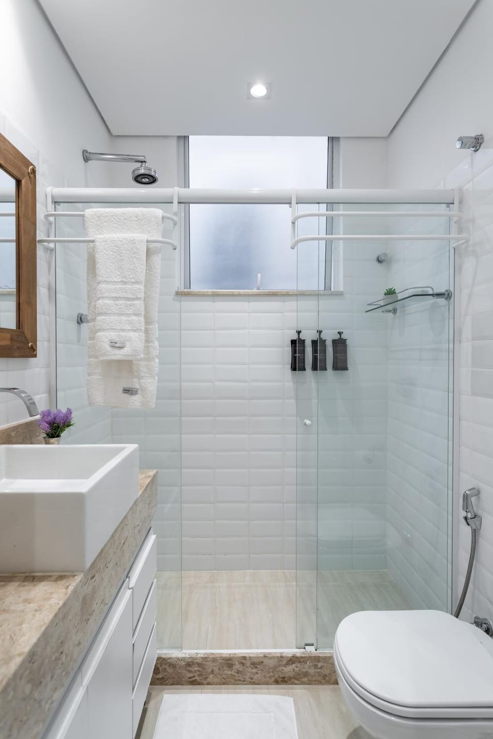 Shower, Bathroom, towels