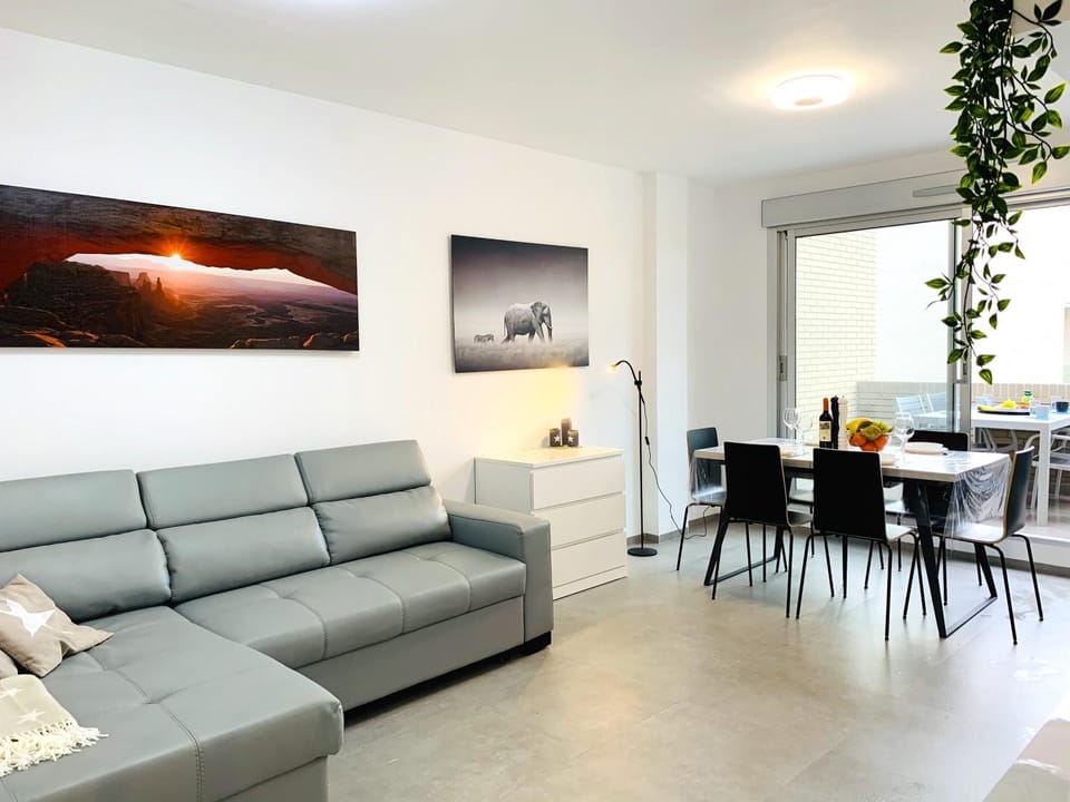 Magnifico apartamento de planta alta LA ISLA Apartment in Torrevieja