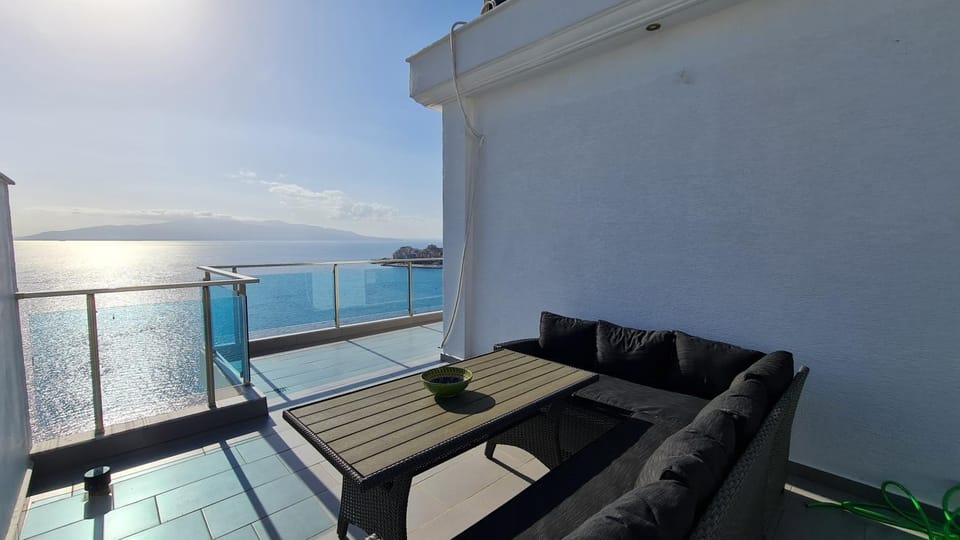 Patio, Day, View (from property/room), Balcony/Terrace, Seating area, Sea view