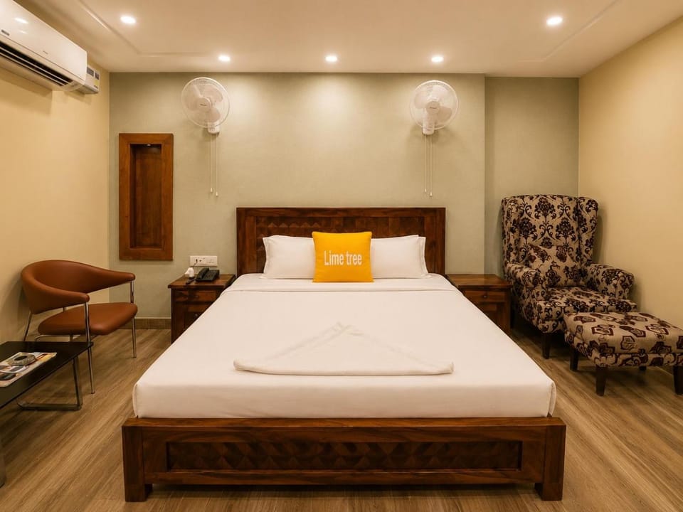 Bedroom, air conditioner
