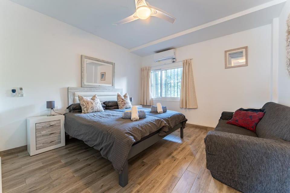 Calahonda Beach Apartments Apartment in Sitio de Calahonda