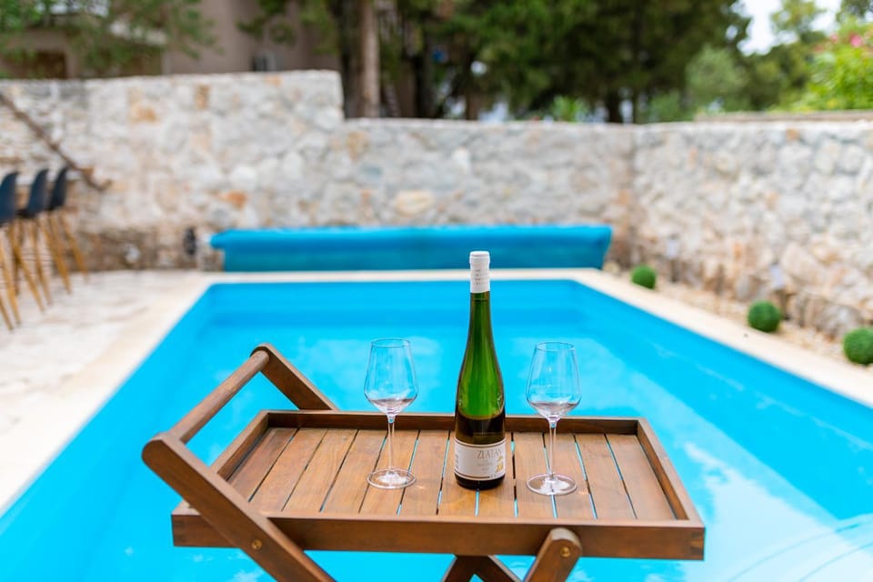 Day, Pool view, Swimming pool