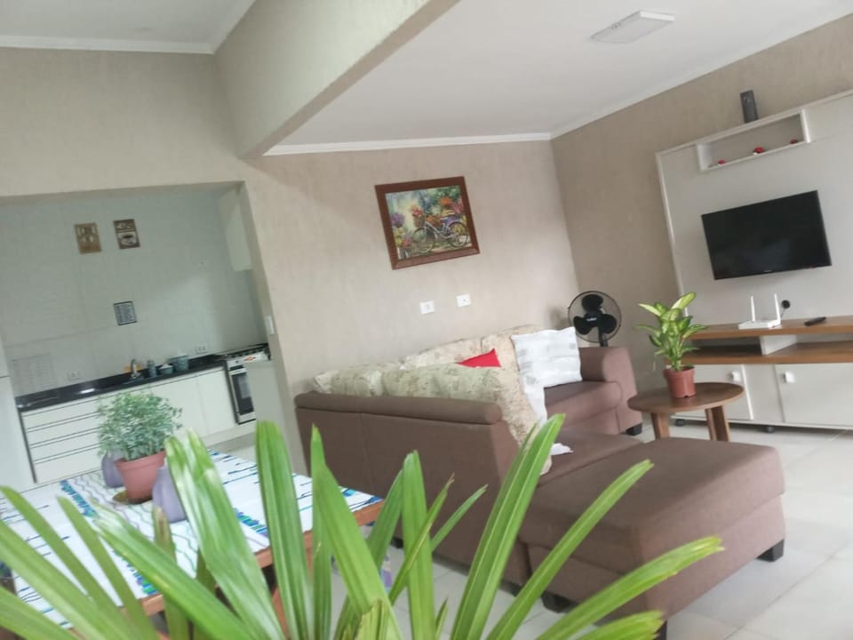 Living room, Floor plan, kitchen