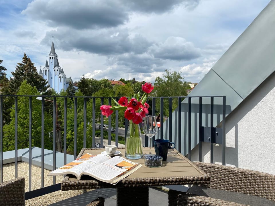 Spring, View (from property/room), Balcony/Terrace, Balcony/Terrace