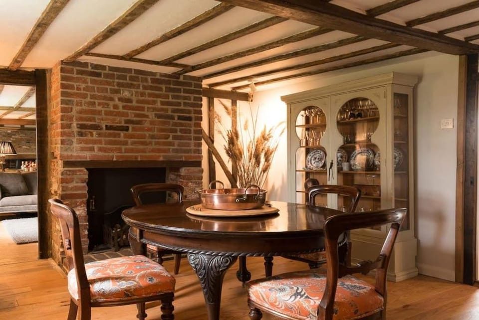 Navigation Cottage on the Historic Sea Lock overlooking the Nature Reserve House in Maldon District