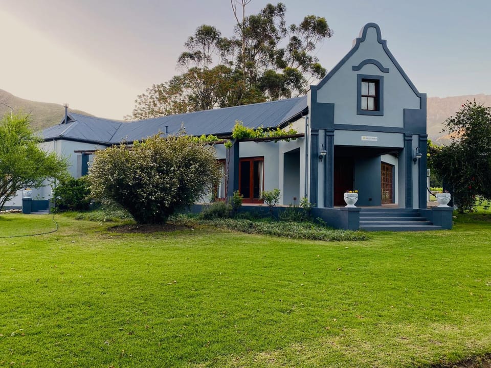 Property building, Spring, Natural landscape, Garden view, Landmark view, Mountain view