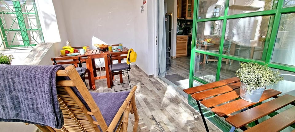 Balcony/Terrace, Dining area