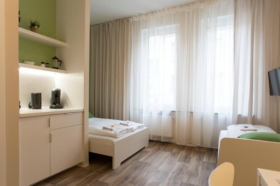 Bed, Photo of the whole room, hair dresser