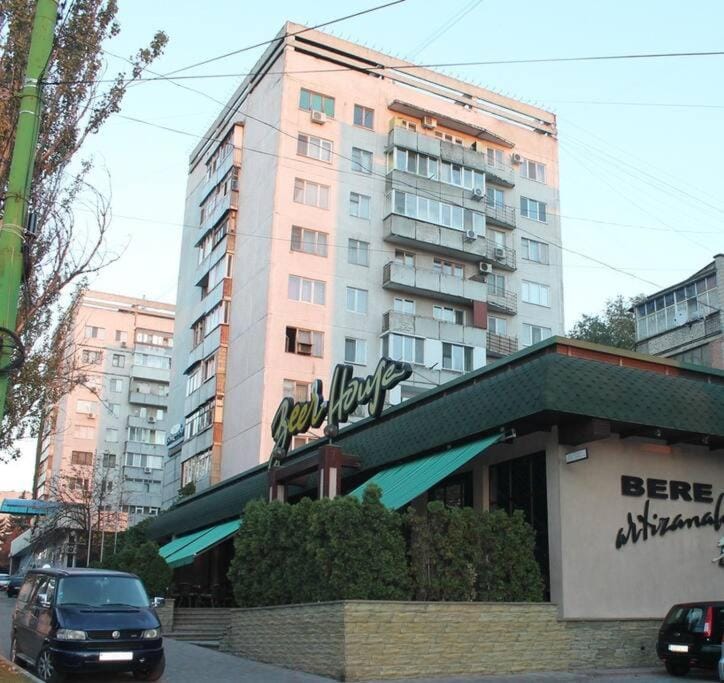 Уютная квартира в центре Кишинева Apartment in Chișinău