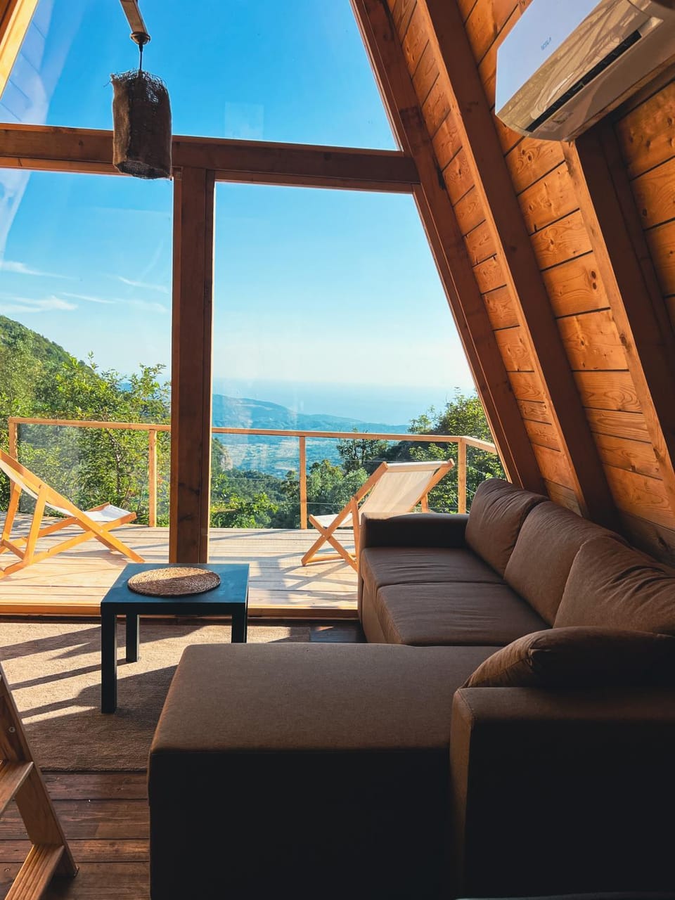 Patio, Natural landscape, View (from property/room), Balcony/Terrace, Living room, Seating area, Sea view