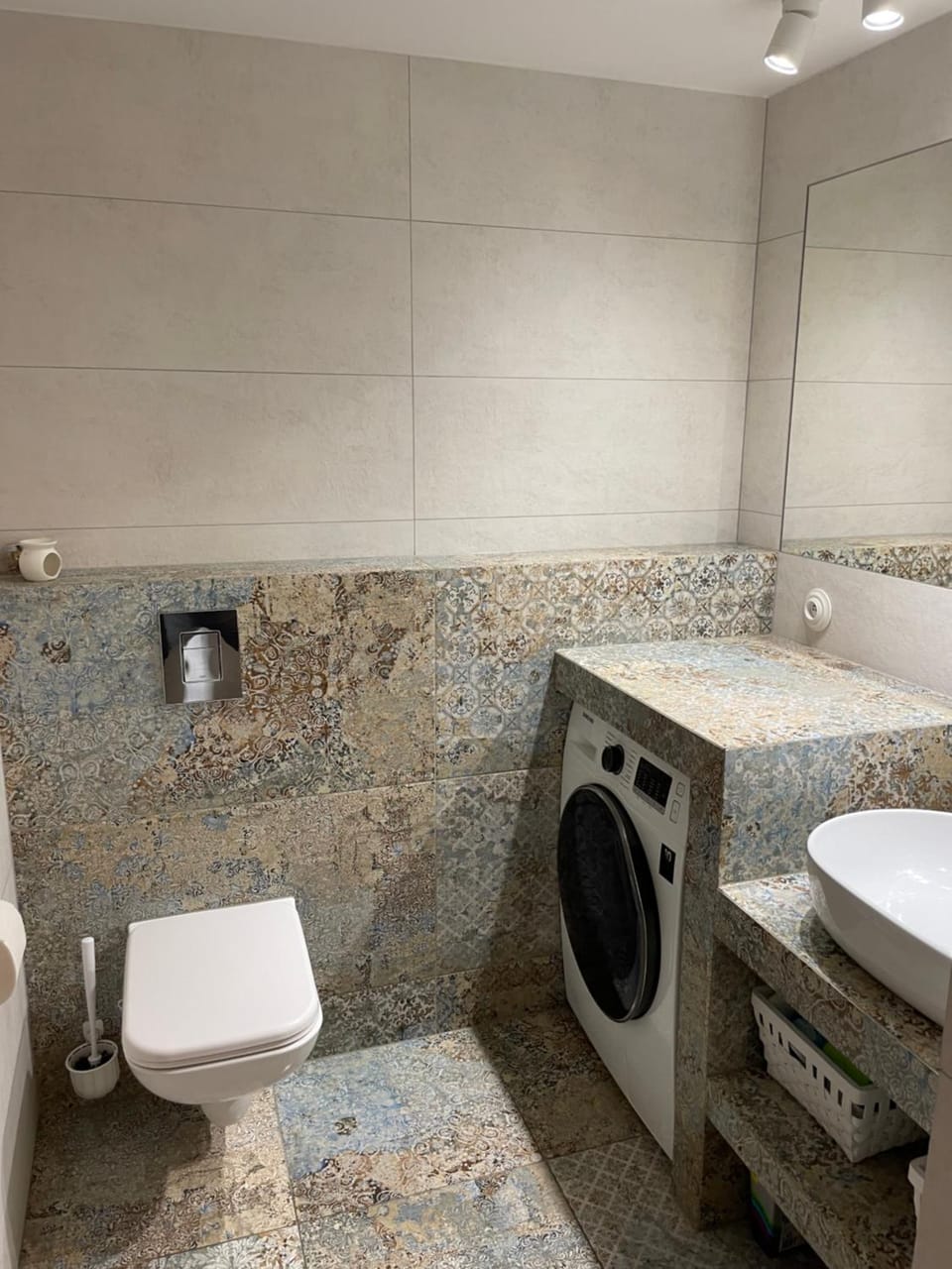 Toilet, Bathroom, washing machine