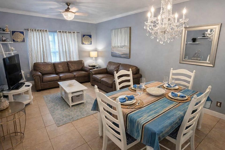 Swanky 2 Bedroom, Easy Walk to Beach Mar y Sol II # 1 Apartment in South Padre Island