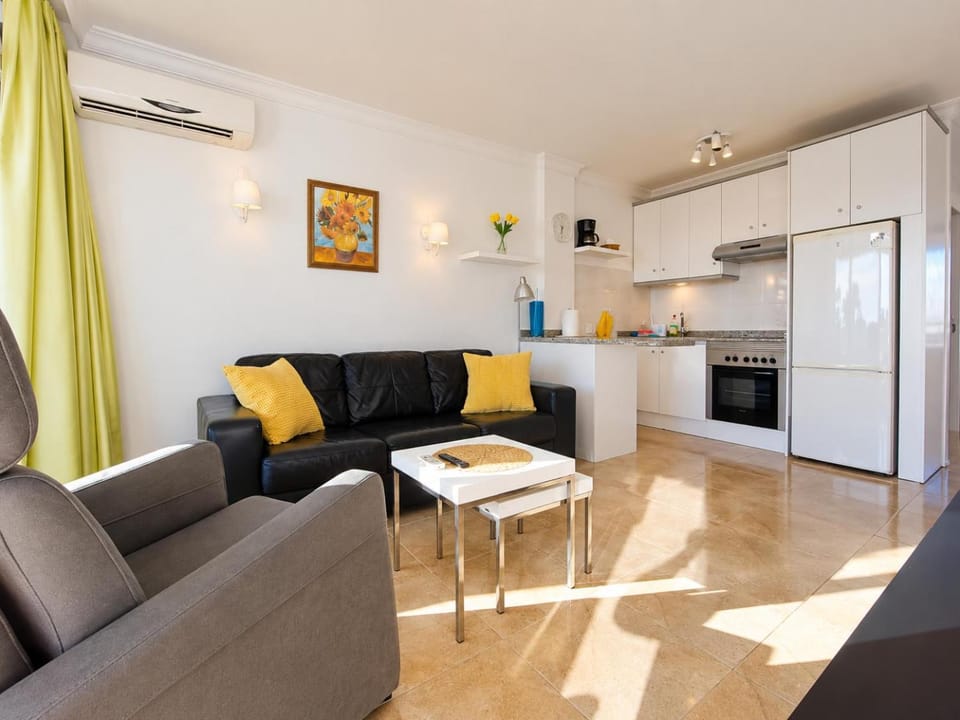 Kitchen or kitchenette, Living room, kitchen, air conditioner