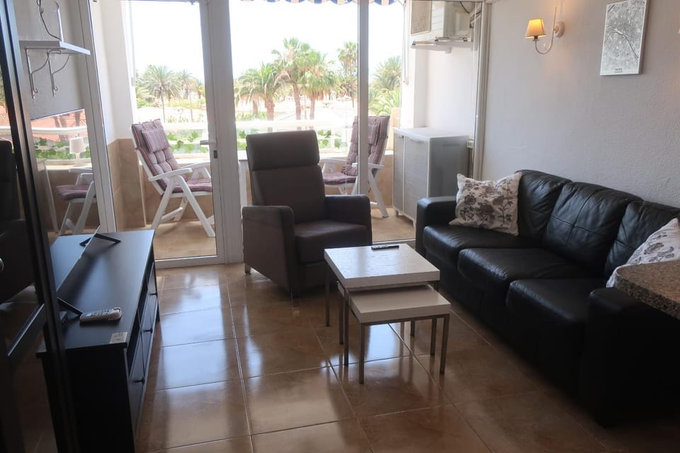 TV and multimedia, Balcony/Terrace, Living room