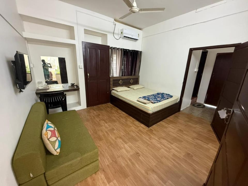 Bed, Bedroom, wardrobe