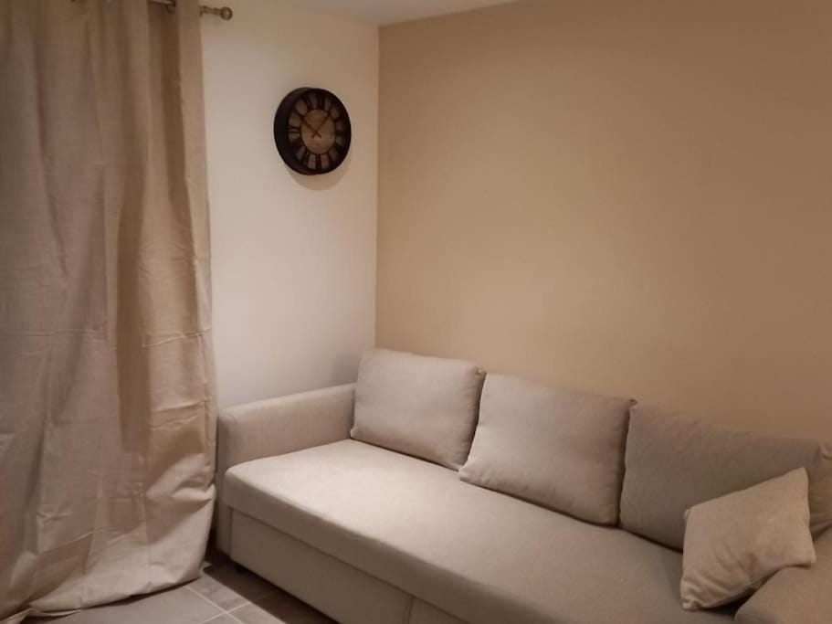 cosy studio clim mer 1mn Apartment in La Seyne-sur-Mer