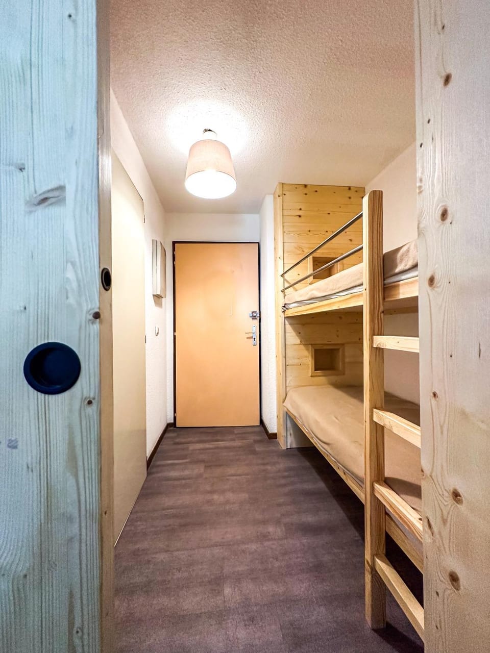 bunk bed