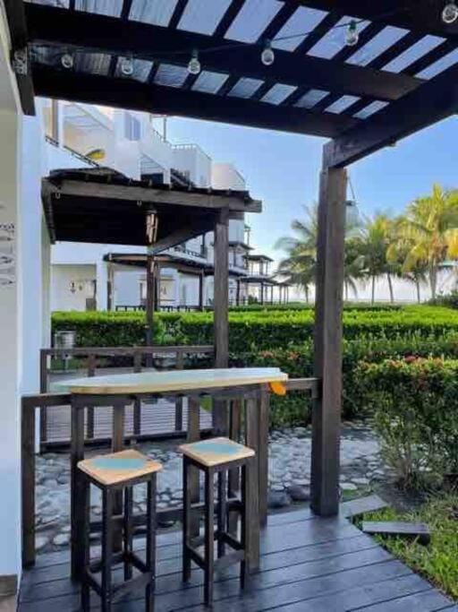 Wave nSea Monterrico Apartment in Santa Rosa Department