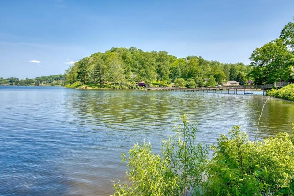 Oxford Lodge House in Lake Junaluska