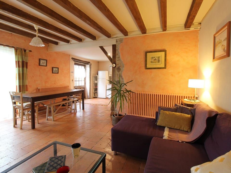 Jolie maison en pierre avec jardin privatif, proche de la Loire et des châteaux, animaux bienvenus - FR-1-622-23 House in Pays de la Loire