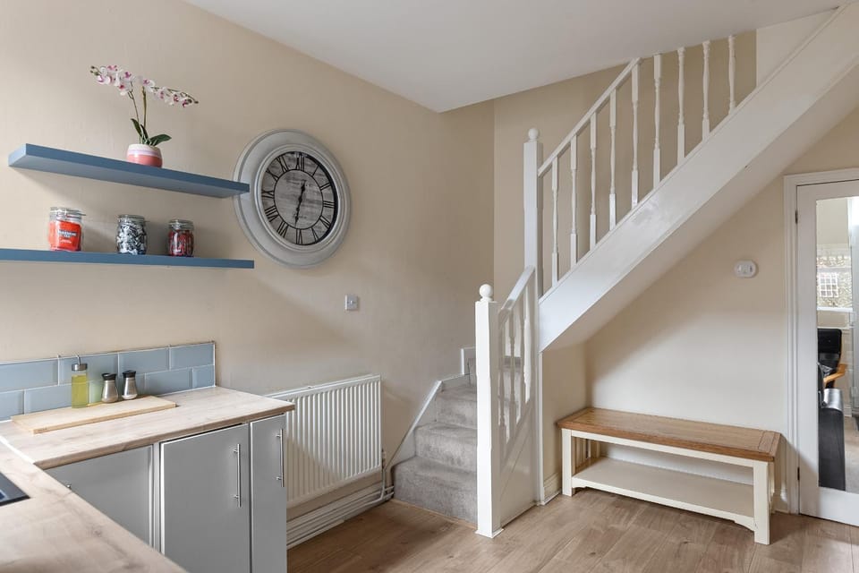 microwave, toaster, washing machine, kitchen