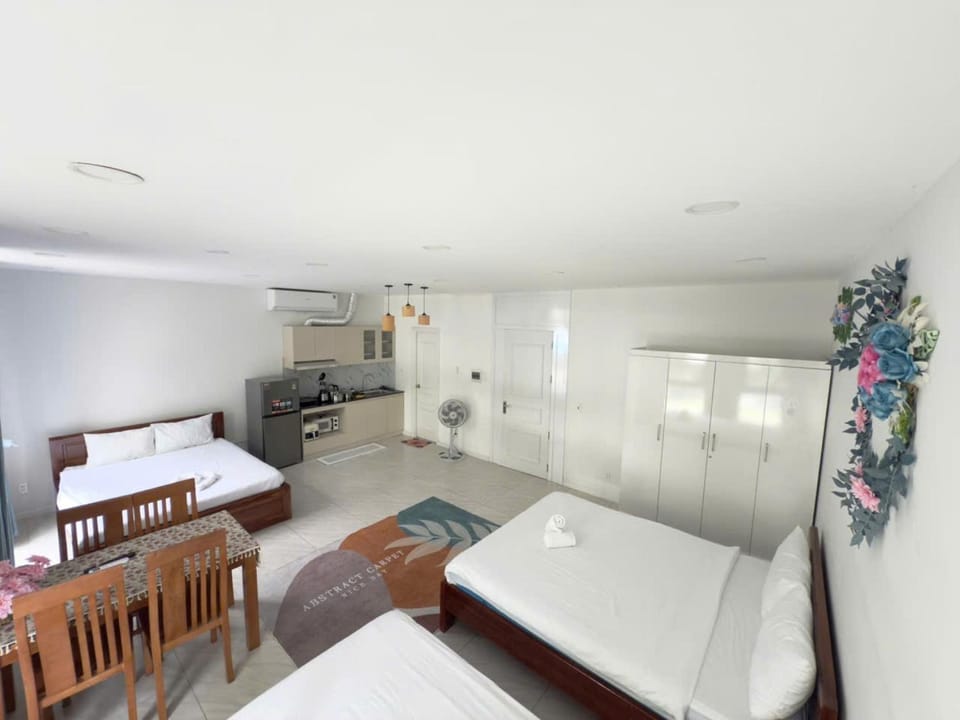 Living room, Photo of the whole room