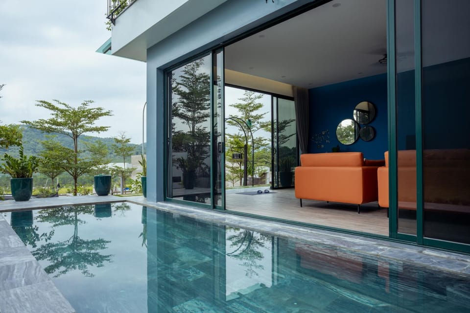 FLAMINGOS VENUS REORT -Xanh Villa - 4 phòng ngủ- Bể bơi riêng-Free vé cổng Villa in Laos