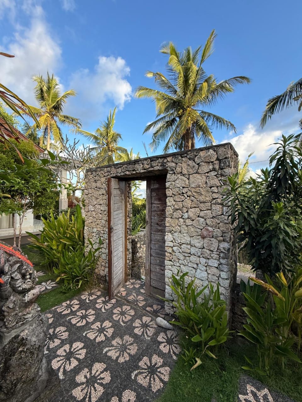 Gapul pinpilinPauxa Bed and Breakfast in Nusapenida