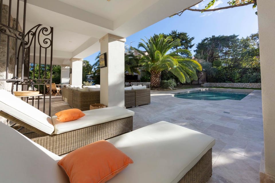 Patio, Swimming pool