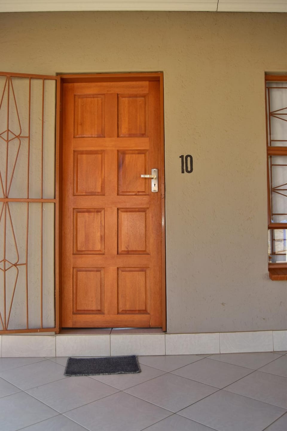 LEMEK Heights Apartment in South Africa