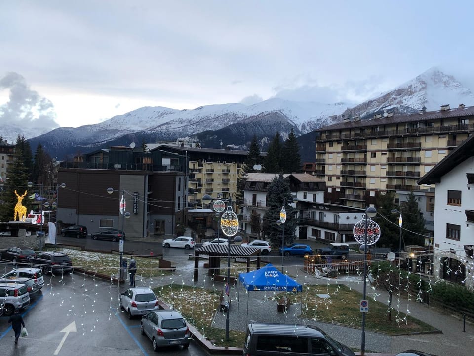 Monolocale centro citta' con vista sulle montagne Apartment in Sauze d'Oulx
