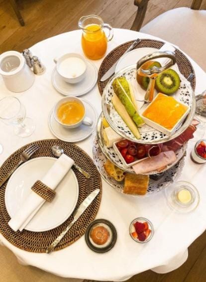 Continental breakfast